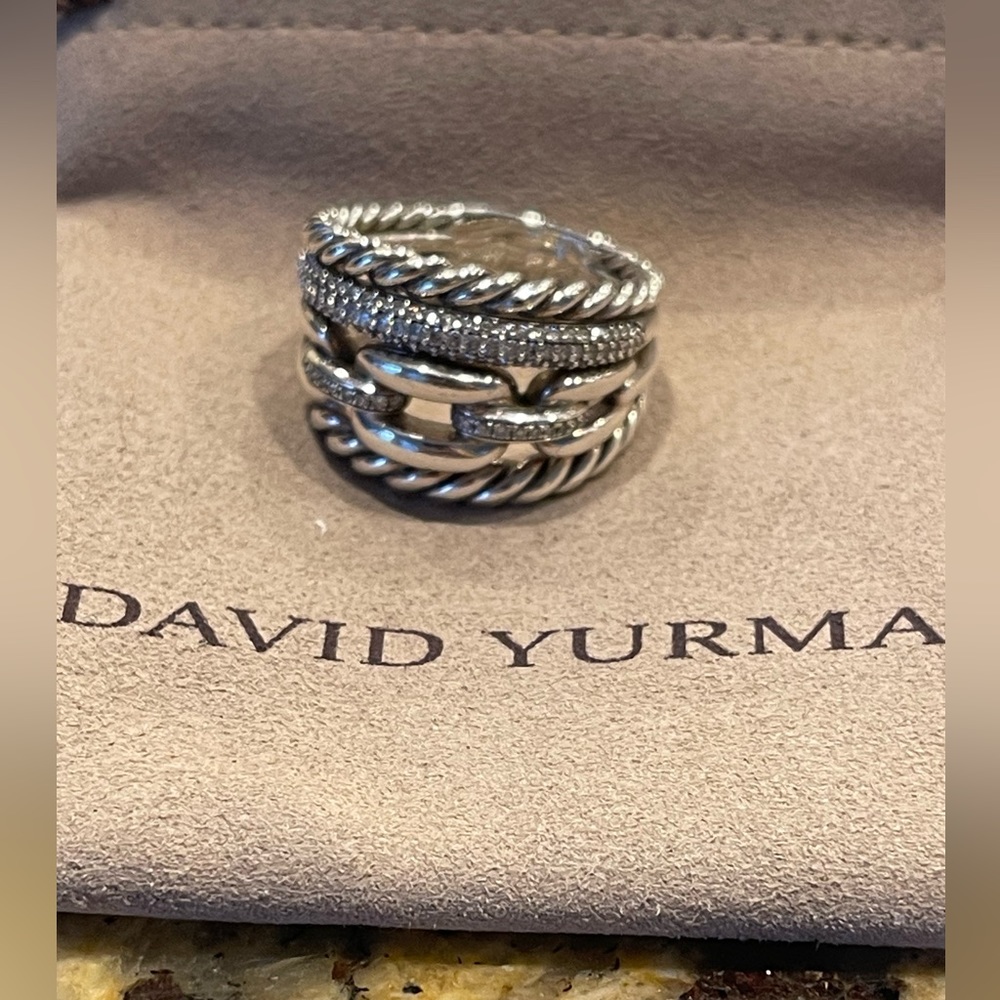 Beautiful David Yurman Wellesley Link Four-Row Ring w Diamonds